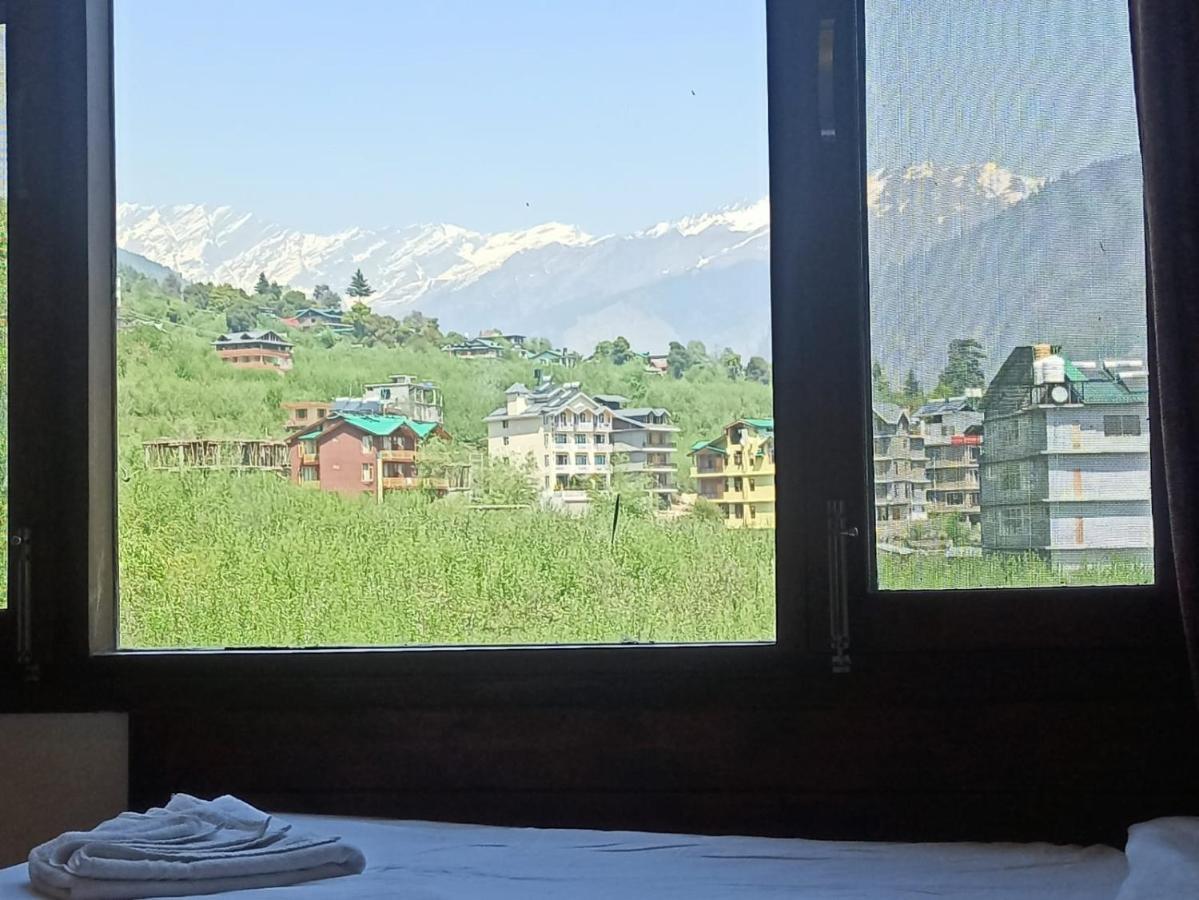 ホテル Misty Mountain Manali エクステリア 写真